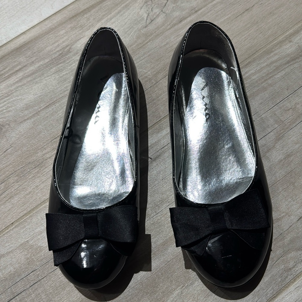 patent leather flats